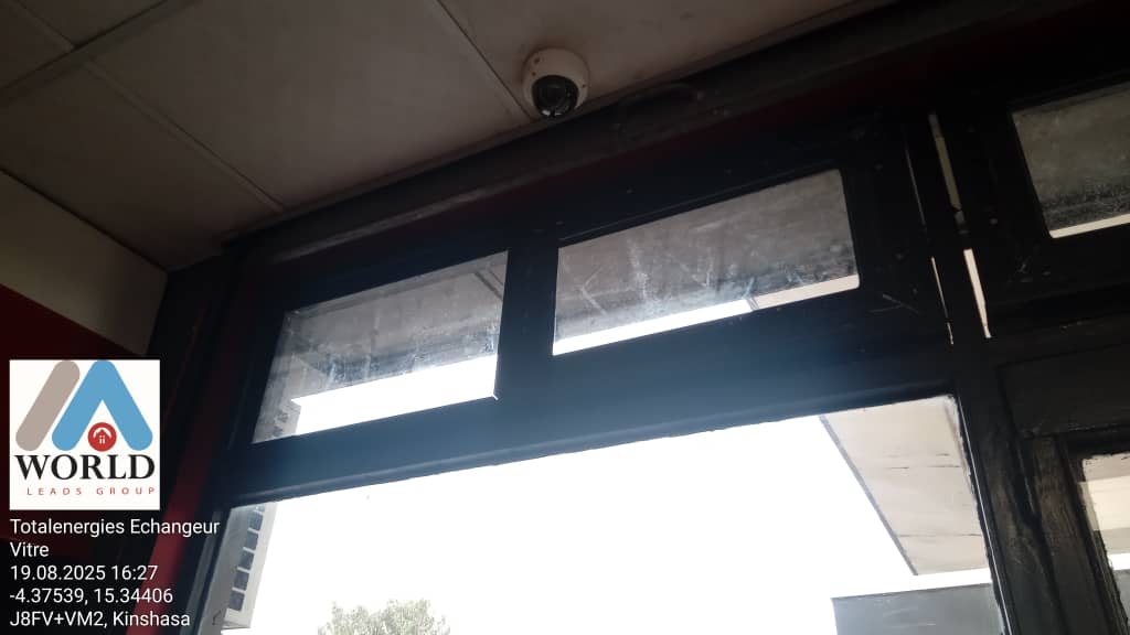 Après les travaux - Station-service Echangeur: Remplacement des lamelles par les fenêtres à 1 ouvrant sur une surface totale de 3m²
